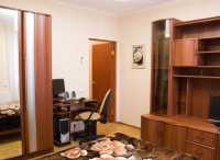 1-комнатная, 37 кв. м., 3 этаж, центр, 7500 грн/месяц Одесса фото 1