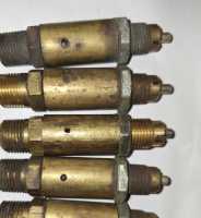 120-3513050 Клапан запобіжний регулювання тиску повітря ЗІЛ, МАЗ, ЛАЗ, КАЗ фото к объявлению